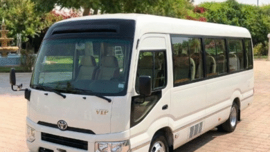رحلتك بلمة وراحة.. إيجار تويوتا كوستر 21 راكب سياحي!